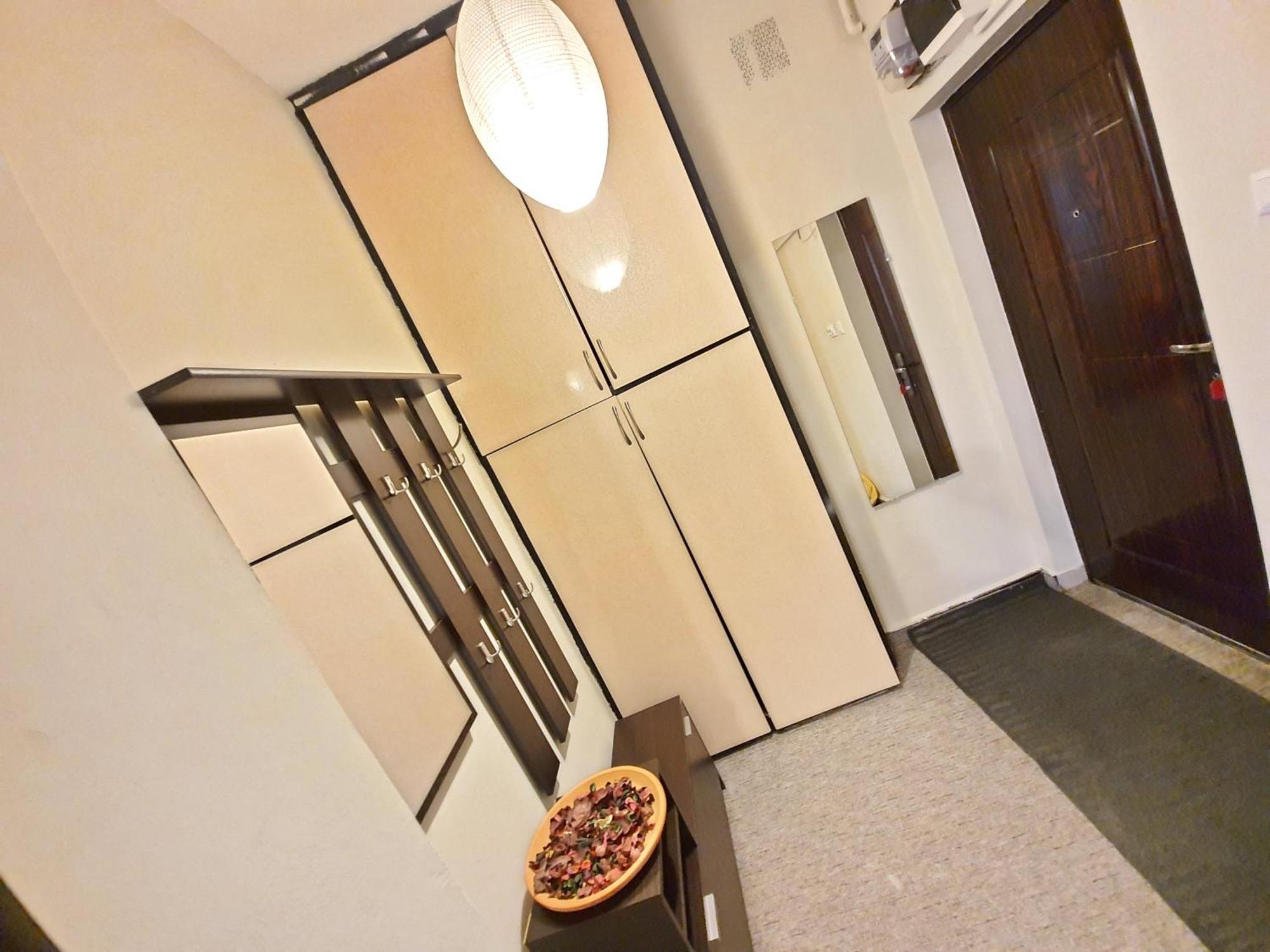 Global Downtown Apartments - Universitate - Calea Victoriei Boekarest Buitenkant foto