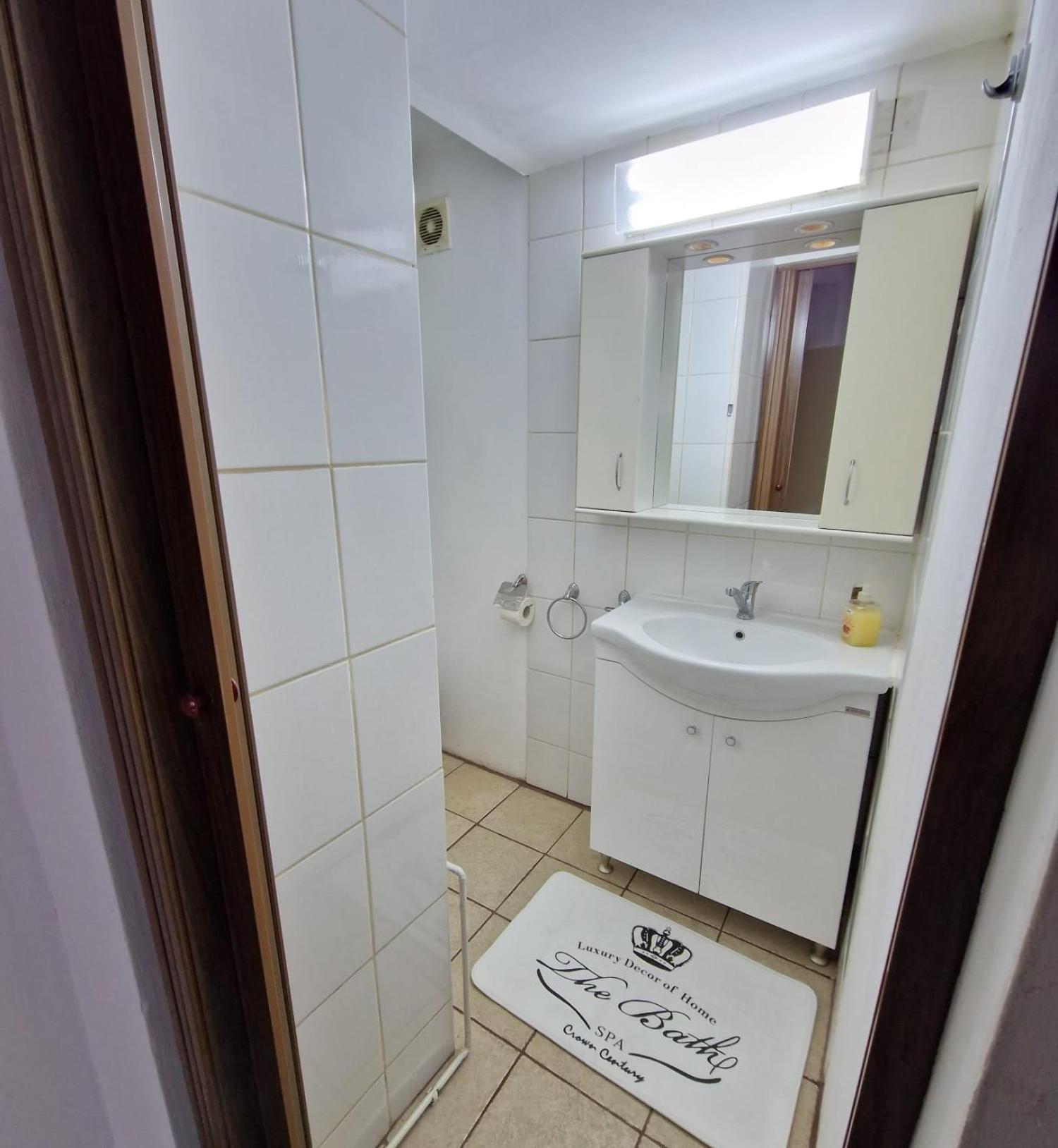 Global Downtown Apartments - Universitate - Calea Victoriei Boekarest Buitenkant foto